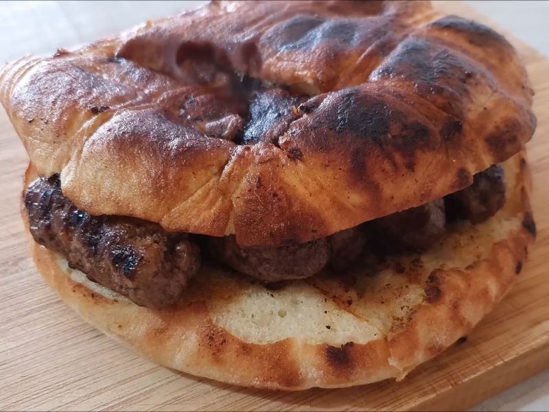 sarajevski ćevapi u lepinji